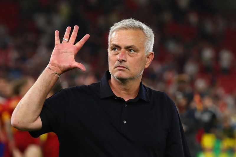 Mourinho phá vỡ im lặng về việc dẫn dắt PSG - Bóng Đá