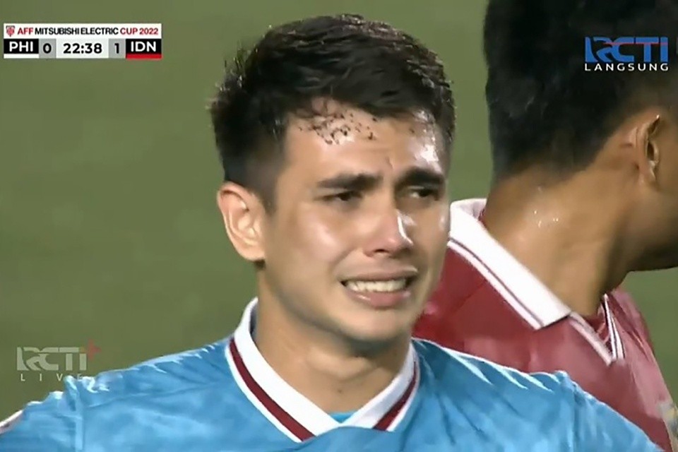 Thủ thành Indonesia tiết lộ về chấn thương trước thềm bán kết AFF Cup - Bóng Đá