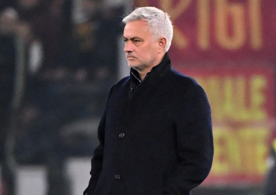 Mourinho tẩy chay truyền thông - Bóng Đá