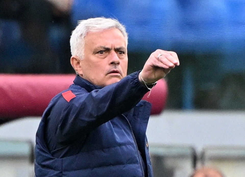 Mourinho: Daniele Chiffi là trọng tài tệ nhất tôi từng thấy - Bóng Đá