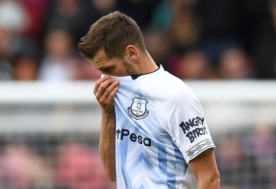 10 thương vụ bán cầu thủ có giá nhất của MU - Bóng Đá