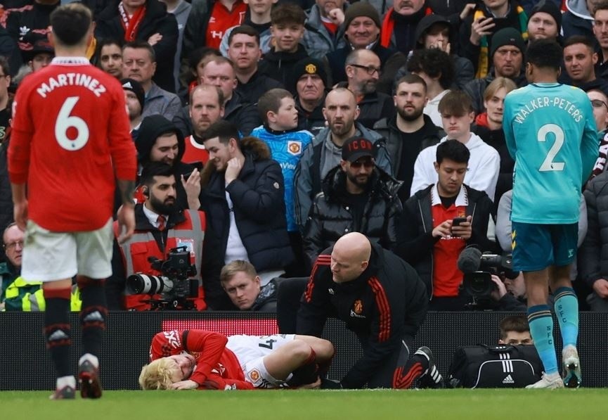 Man United mất một đội hình vì bão chấn thương - Bóng Đá