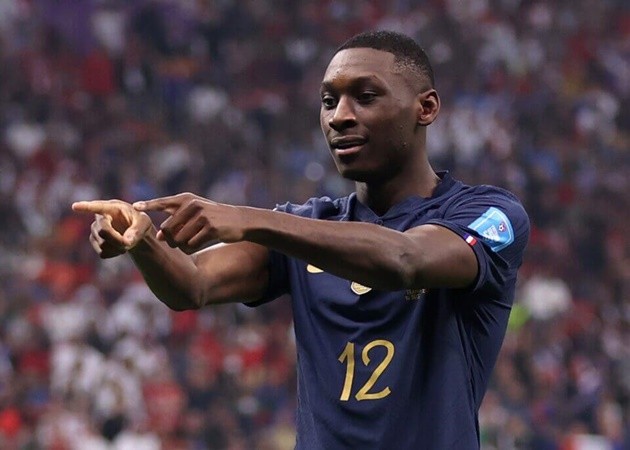 Thất thế ở thương vụ 100 triệu là tín hiệu vui cho Man Utd - Bóng Đá