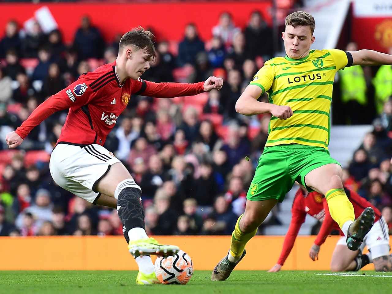 Manchester United starlet scores four goals in Old Trafford win including 15-minute hat-trick - Bóng Đá