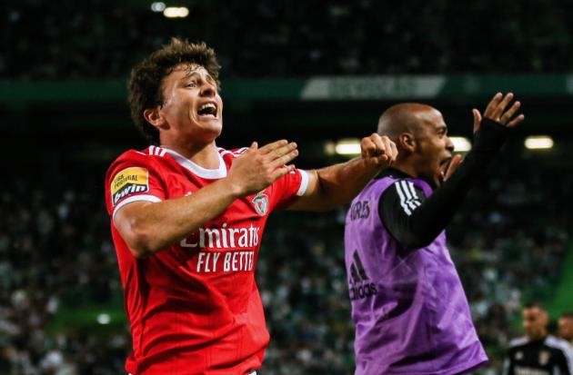 Man Utd convinced about signing Joao Neves after regular scouting Neves - Bóng Đá