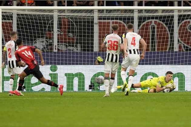 ảnh review Newcastle + Man City - Bóng Đá