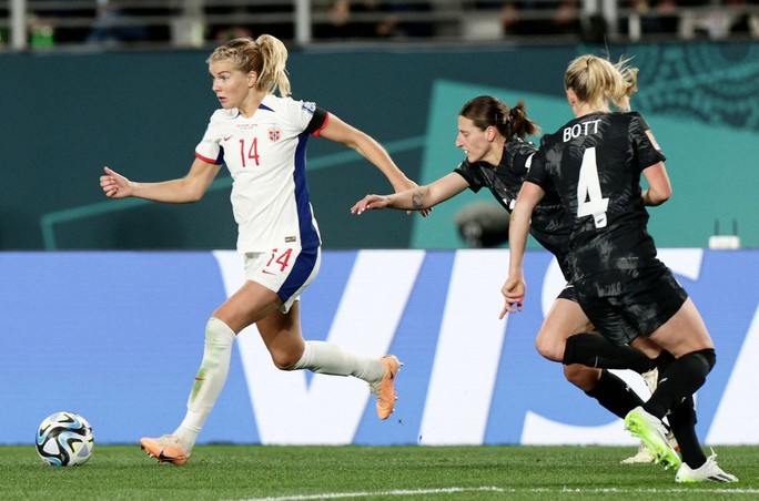 World Cup nữ 2023: Tốp 12 thế giới đứng cuối bảng đấu sau Philippines - Bóng Đá