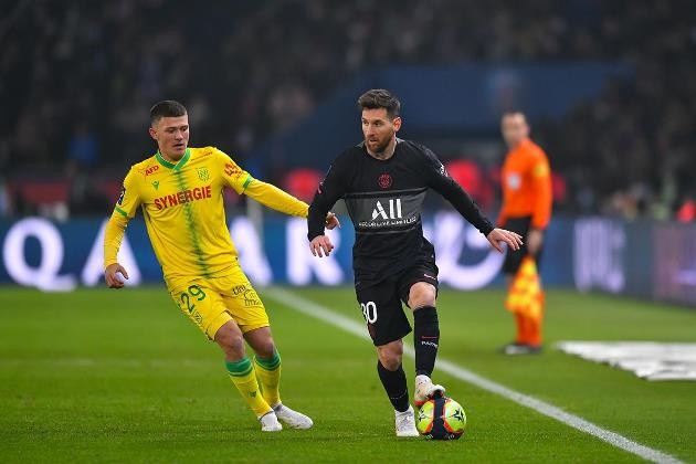 Messi ghi bàn thắng đầu tiên ở Ligue 1 - Bóng Đá