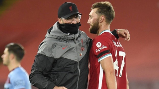 Liverpool hero Phillips brought back down to earth as Anfield opportunities dry up - Bóng Đá