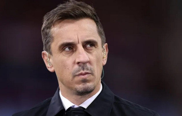 Gary Neville chỉ ra điểm yếu của Chelsea - Bóng Đá