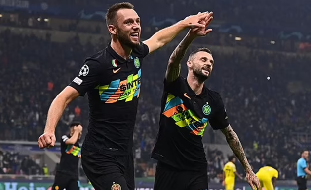 Newcastle 'targeting Inter Milan duo Stefan de Vrij and Marcelo Brozovic along with Lazio goalkeeper Thomas Strakosha - Bóng Đá