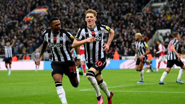 Thằng Chelsea, Newcastle chưa thể ăn mừng - Bóng Đá