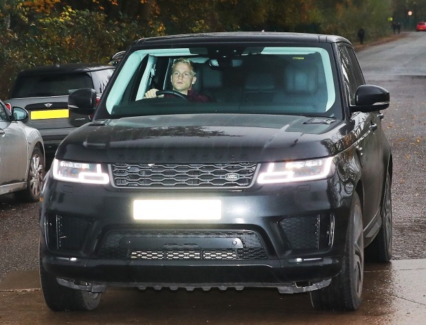 Solskjaer seen for first time since flying home to Norway as he returns to Man Utd training for Watford clash - Bóng Đá