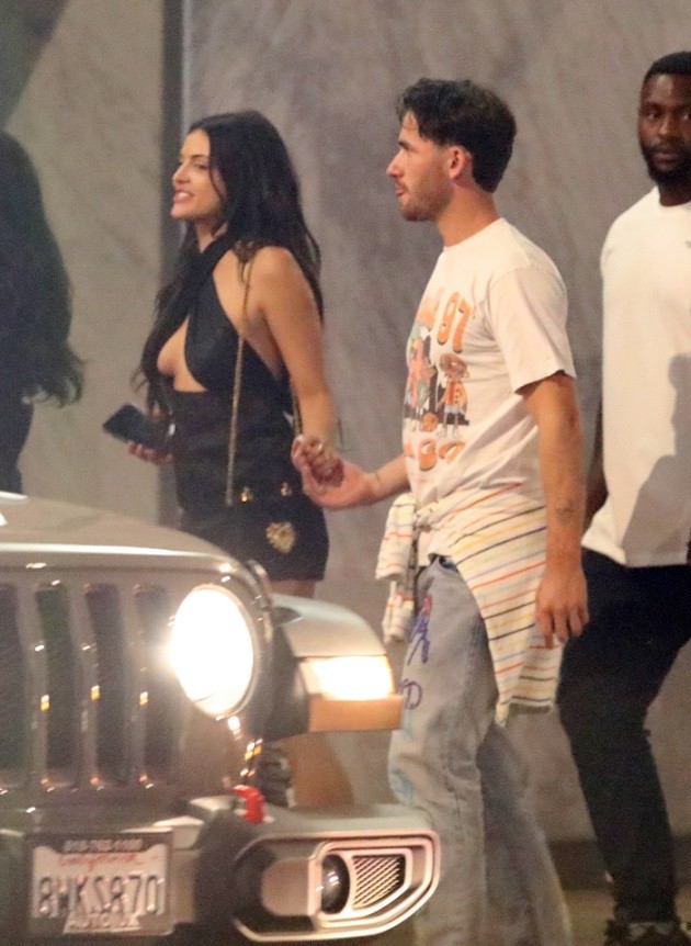 Chelsea star Ben Chilwell goes Insta official with stunning Aussie model who is 10/10 - Bóng Đá