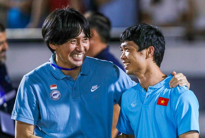 Khoảnh khắc Công Phượng gặp lại thầy cũ - Bóng Đá