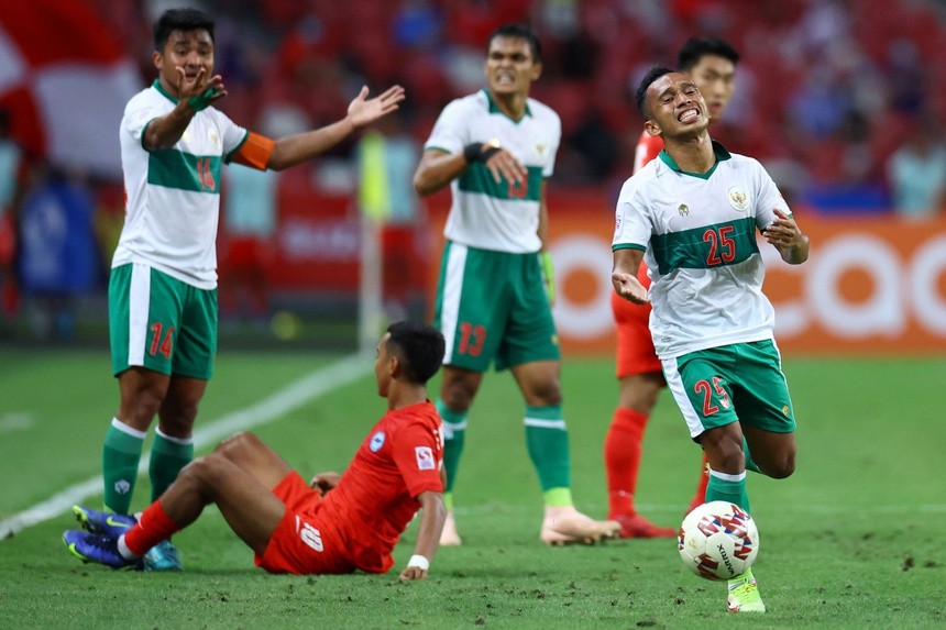 Báo Indonesia lo đội nhà gặp bất lợi vì không có VAR - Bóng Đá