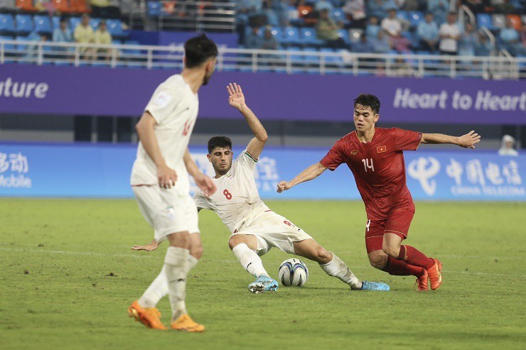 Báo Indonesia dự đoán Olympic Việt Nam khó đi tiếp ở ASIAD 19 - Bóng Đá