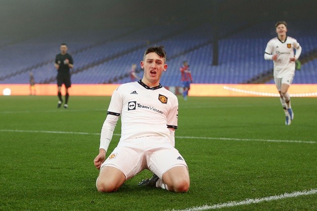 Prolific academy striker Manni Norkett on trial with another Premier League club - Bóng Đá