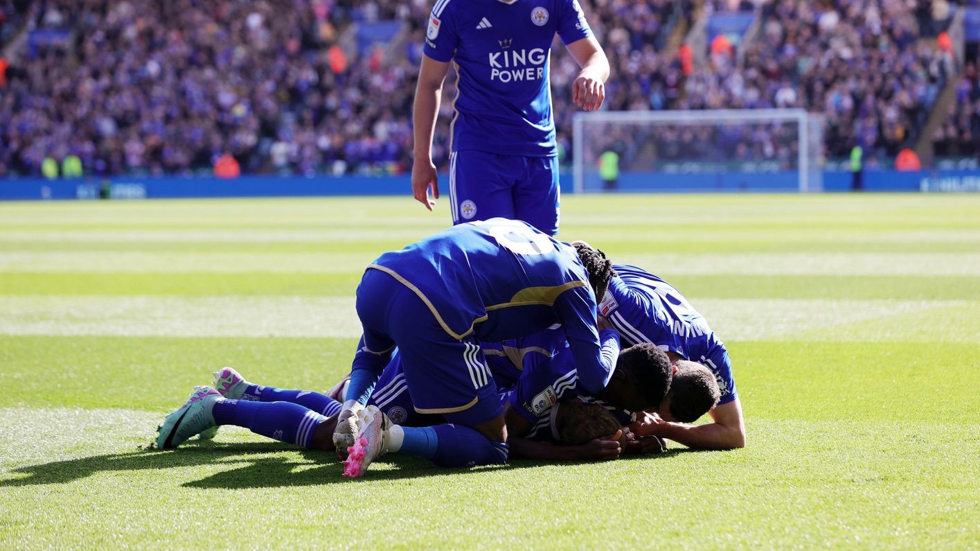 Leicester City trở lại ngoạn mục - Bóng Đá