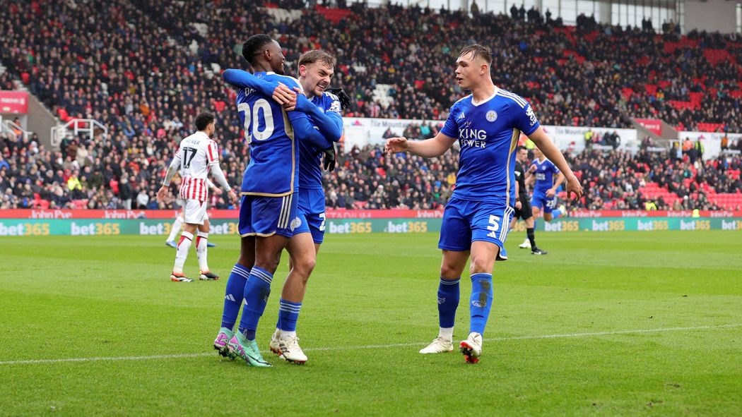 Thắng hủy diệt 5 bàn, ai cản nổi Leicester City - Bóng Đá