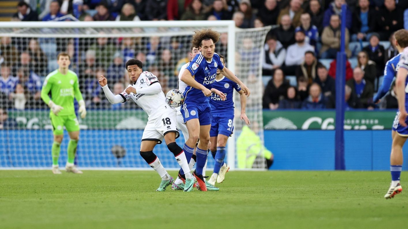 Carrick quá hay, chặn đứng đà thăng hoa của Leicester City - Bóng Đá