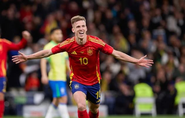 Dani Olmo£52m target is keen on Man Utd move despite directors comments saying otherwise - Bóng Đá
