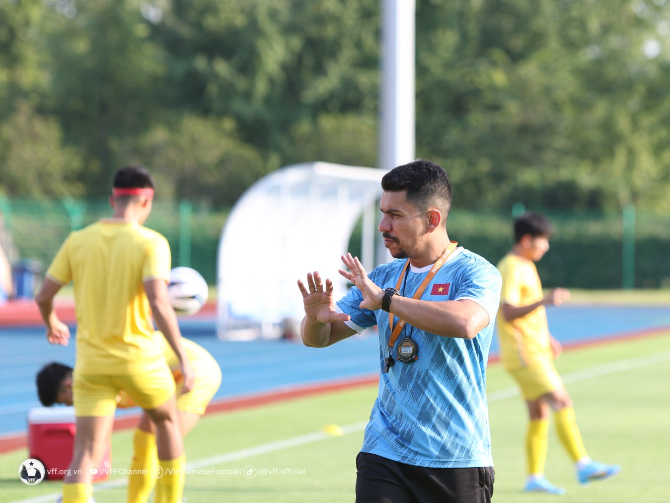 Olympic Việt Nam 'xông đất' Hàng Châu, sẵn sàng đấu Mông Cổ - Bóng Đá