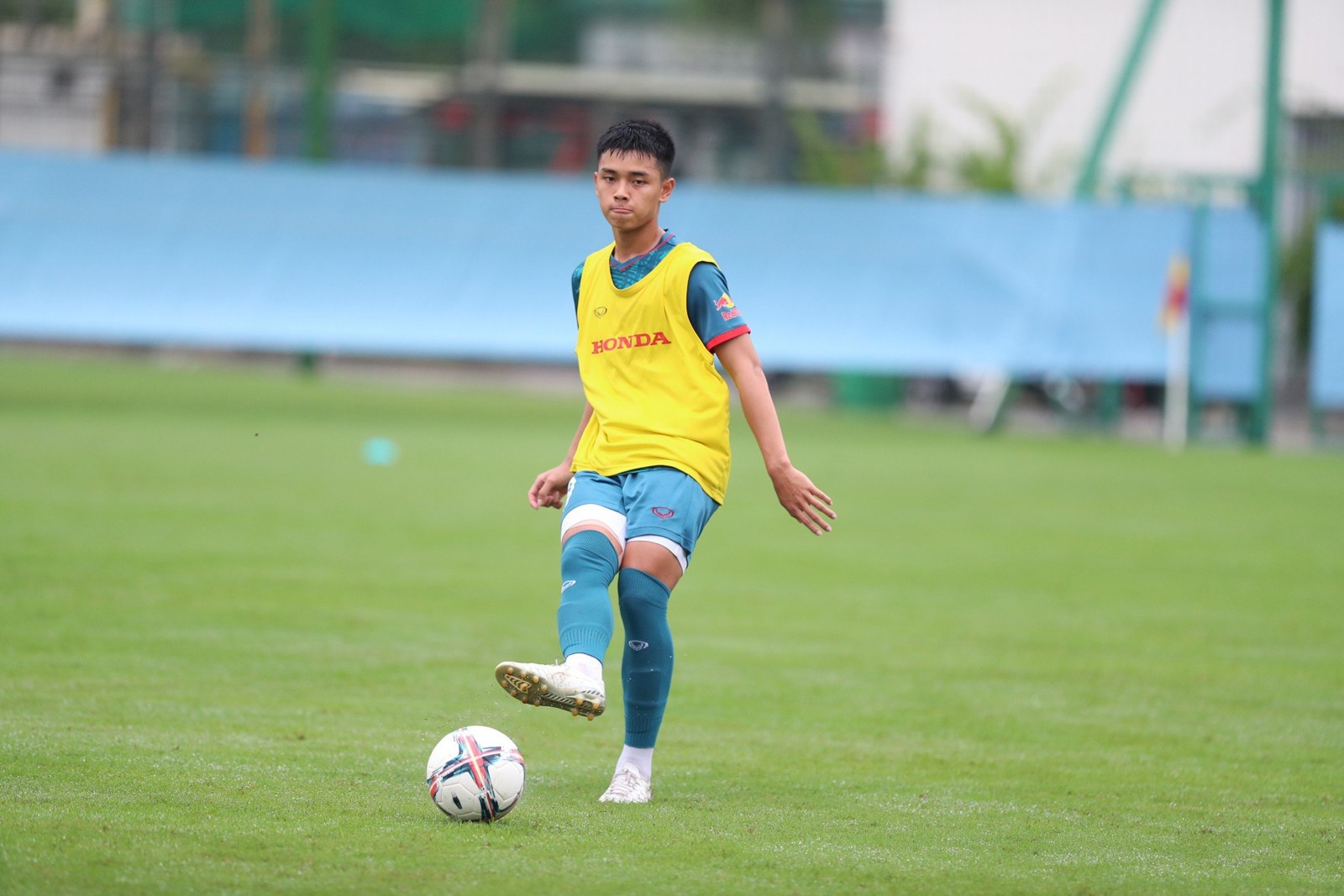 Tuyển Olympic Việt Nam gấp rút luyện chiêu trước Asiad - Bóng Đá