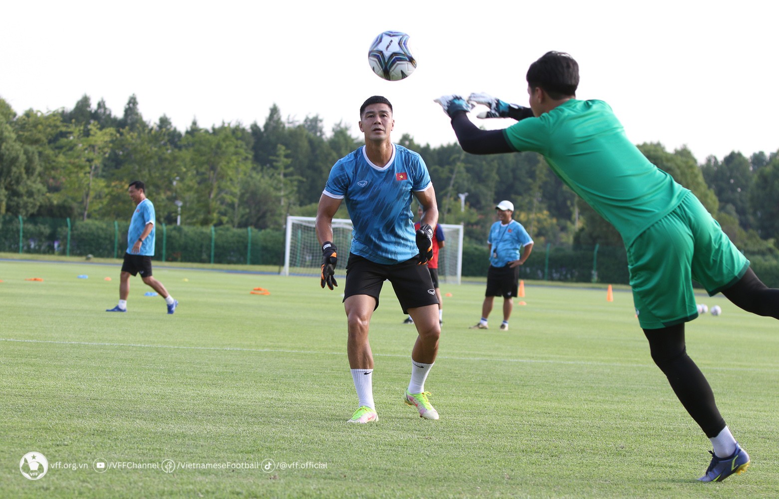 Olympic Việt Nam 'xông đất' Hàng Châu, sẵn sàng đấu Mông Cổ - Bóng Đá