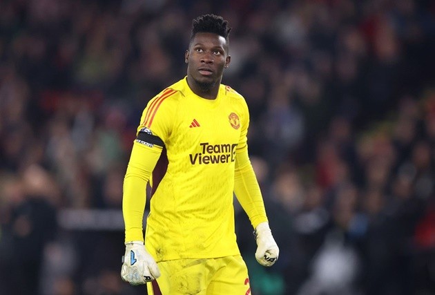 Rio Ferdinand urges Manchester United stars to rally behind Andre Onana - Bóng Đá