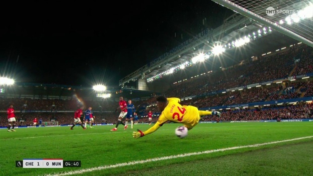 Andre Onana mang tới nỗi buồn cho Man Utd - Bóng Đá