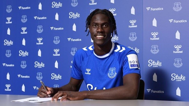 7 midfield options open to Arsenal as Mikel Arteta  - Bóng Đá