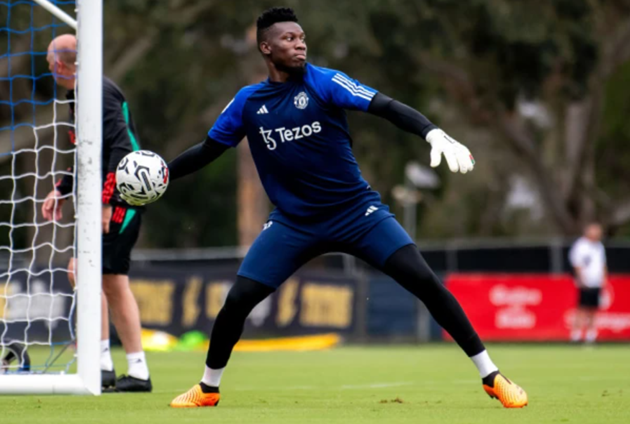 Ben Foster fires warning to Andre Onana and says Manchester United should have kept David de Gea - Bóng Đá