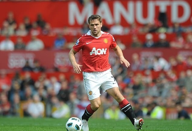 Owen TIẾT LỘ bất ngờ về Man Utd và Bezema - Bóng Đá