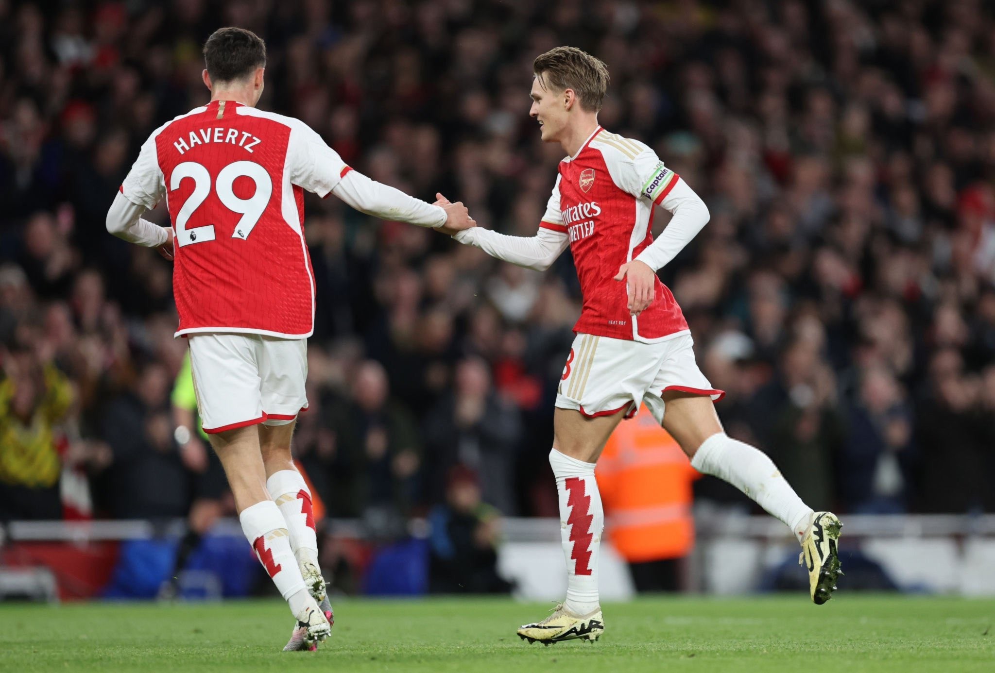 5 điểm nhấn Arsenal 2-0 Luton: Bất ngờ 'Số 10'; Lời tuyên bố đanh thép - Bóng Đá