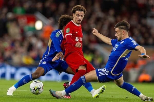 Liverpool xuất sắc ngược dòng hạ Leicester City - Bóng Đá
