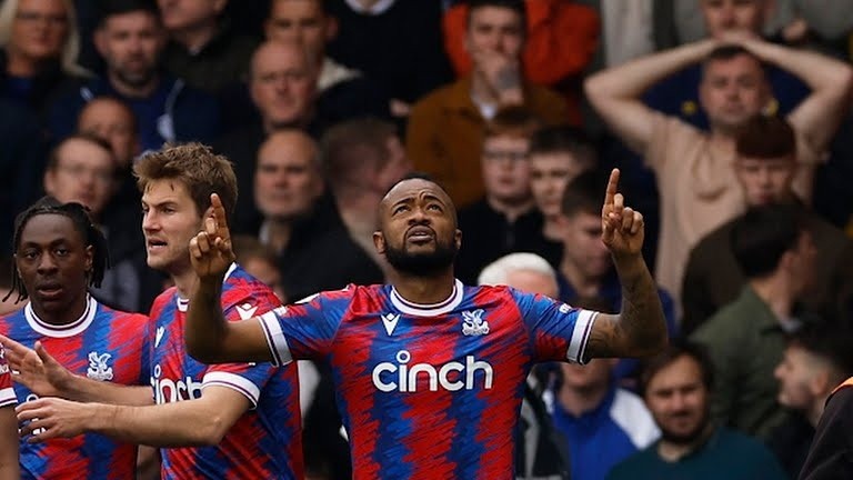 Ghi 7 bàn sau 2 trận, Crystal Palace dần bứt khỏi cuộc đua trụ hạng - Bóng Đá