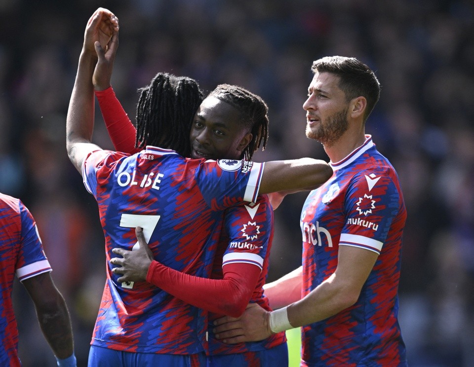 HLV 75 tuổi hồi sinh Crystal Palace - Bóng Đá