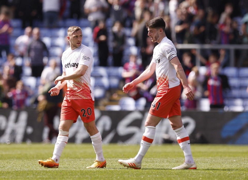 HLV 75 tuổi hồi sinh Crystal Palace - Bóng Đá