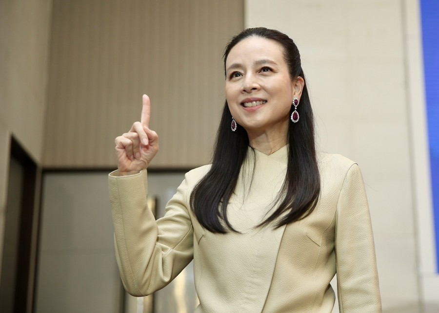 Madam Pang tạo nên lịch sử ở Thái Lan - Bóng Đá