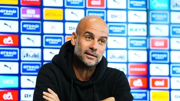 Pep Guardiola makes Chelsea Premier League title prediction ahead of Man City clash - Bóng Đá