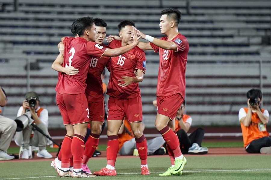 HLV Philippe Troussier: Đây là trận đấu khó khăn - Bóng Đá