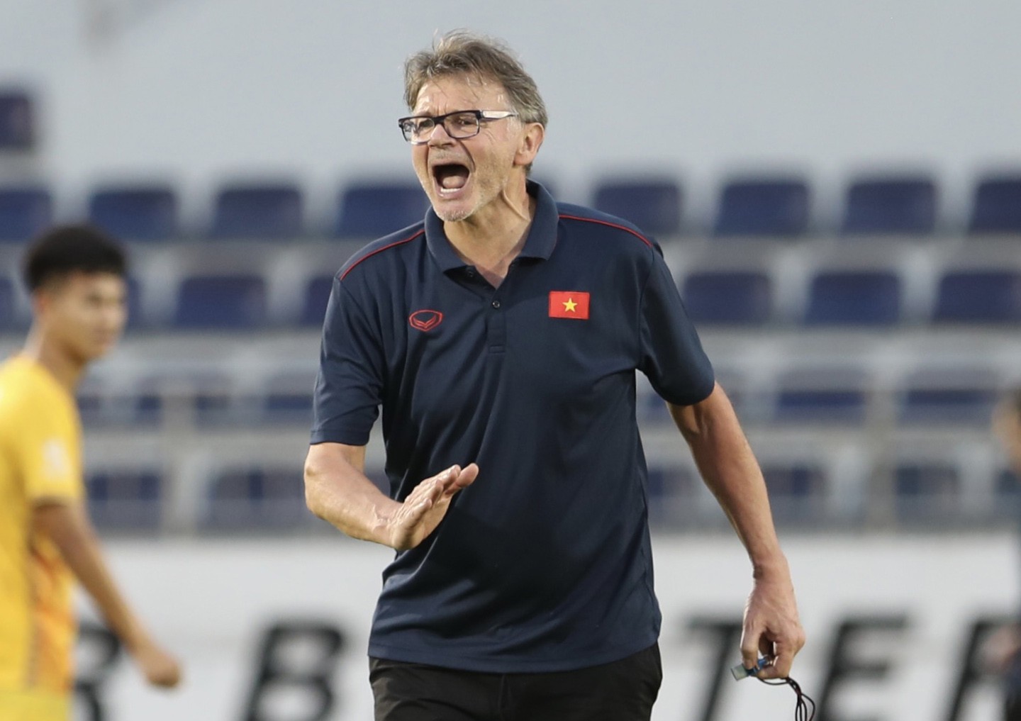 'HLV Philippe Troussier tinh quái, U22 Việt Nam vào chung kết SEA Games' - Bóng Đá