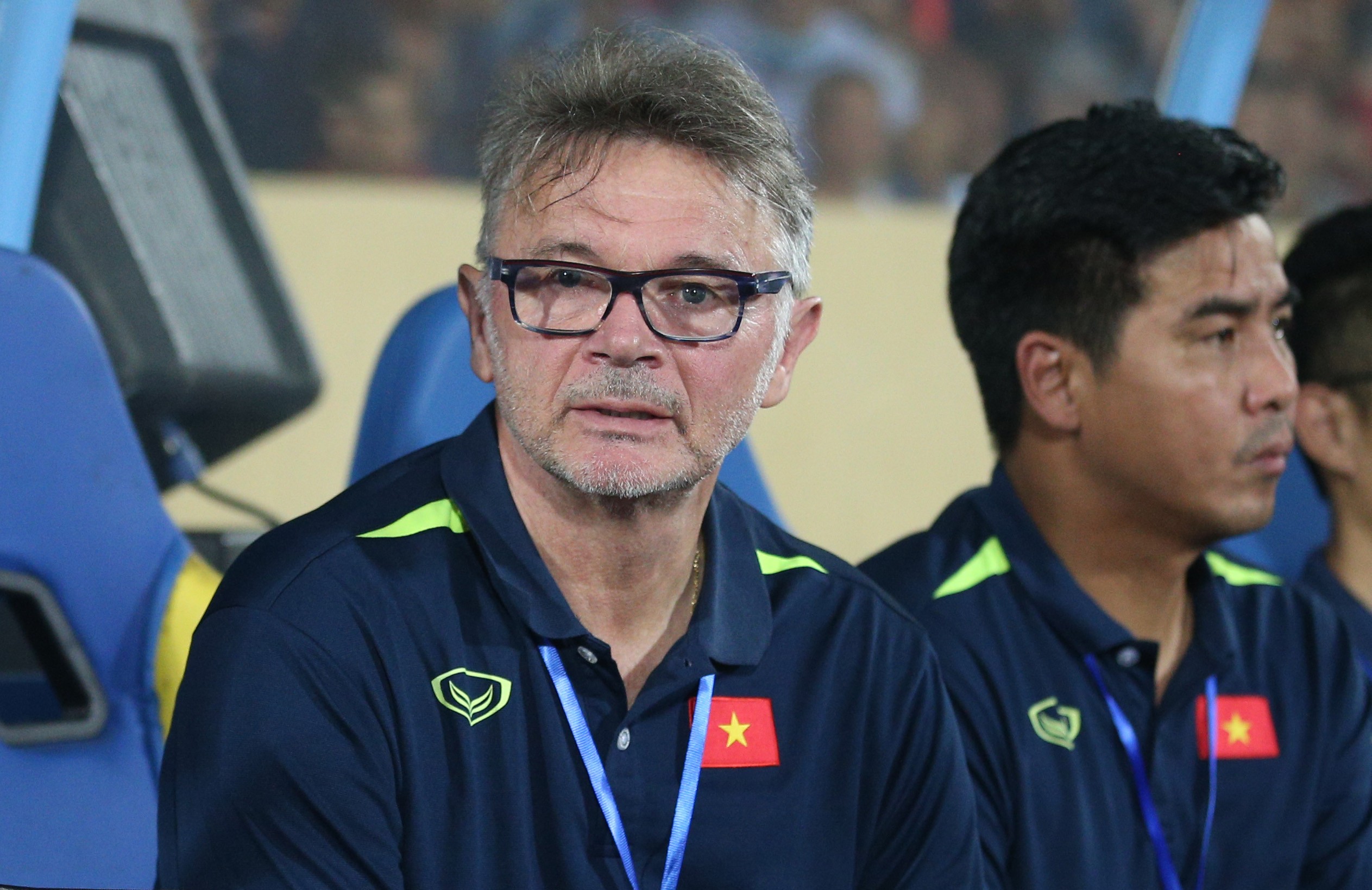 Tính chiêu mộ trợ lý HLV Troussier, CLB TP.HCM nhận ngay câu trả lời - Bóng Đá