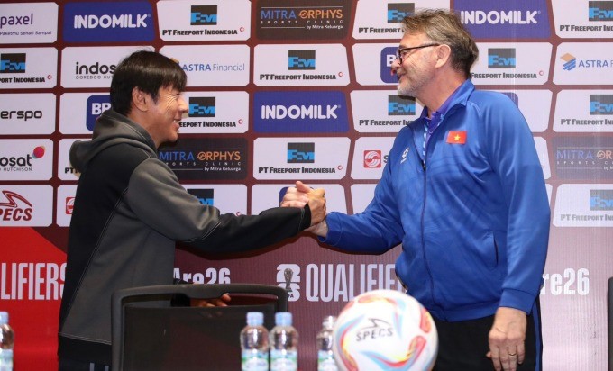 HLV Troussier đang tự bắn vào chân mình - Bóng Đá