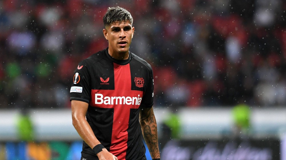 Liverpool step up interest in Piero Hincapie - Bóng Đá