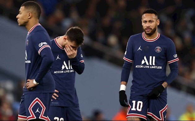 PSG mua Kante - Bóng Đá