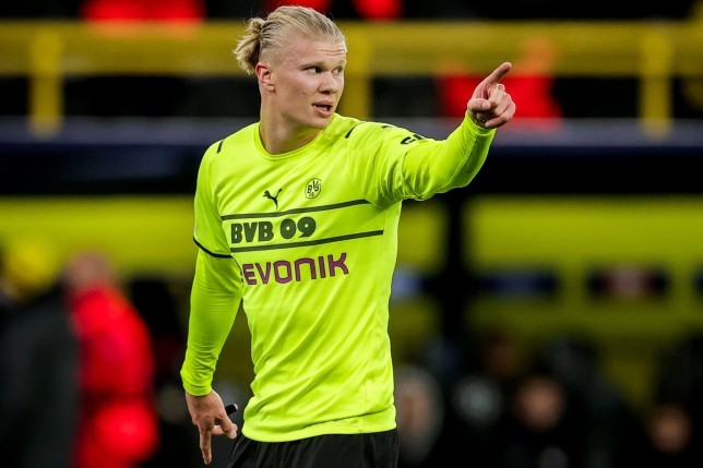 Ralf Rangnick urges Manchester United board to complete Erling Haaland transfer - Bóng Đá