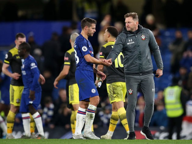 Manchester United climbed to fifth in the Premier League after beating Burnley - Bóng Đá