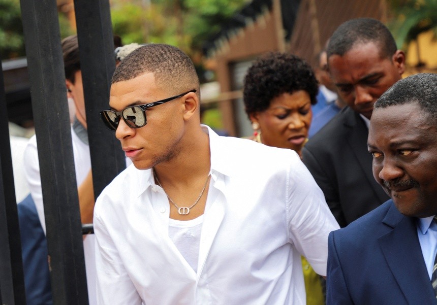 PSG phải sớm ra quyết định với Mbappe - Bóng Đá